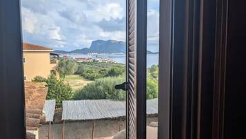 LÀgenhet - 2 sovrum - uteplats - utsikt mot bergen | Utsikt frÄn boendet