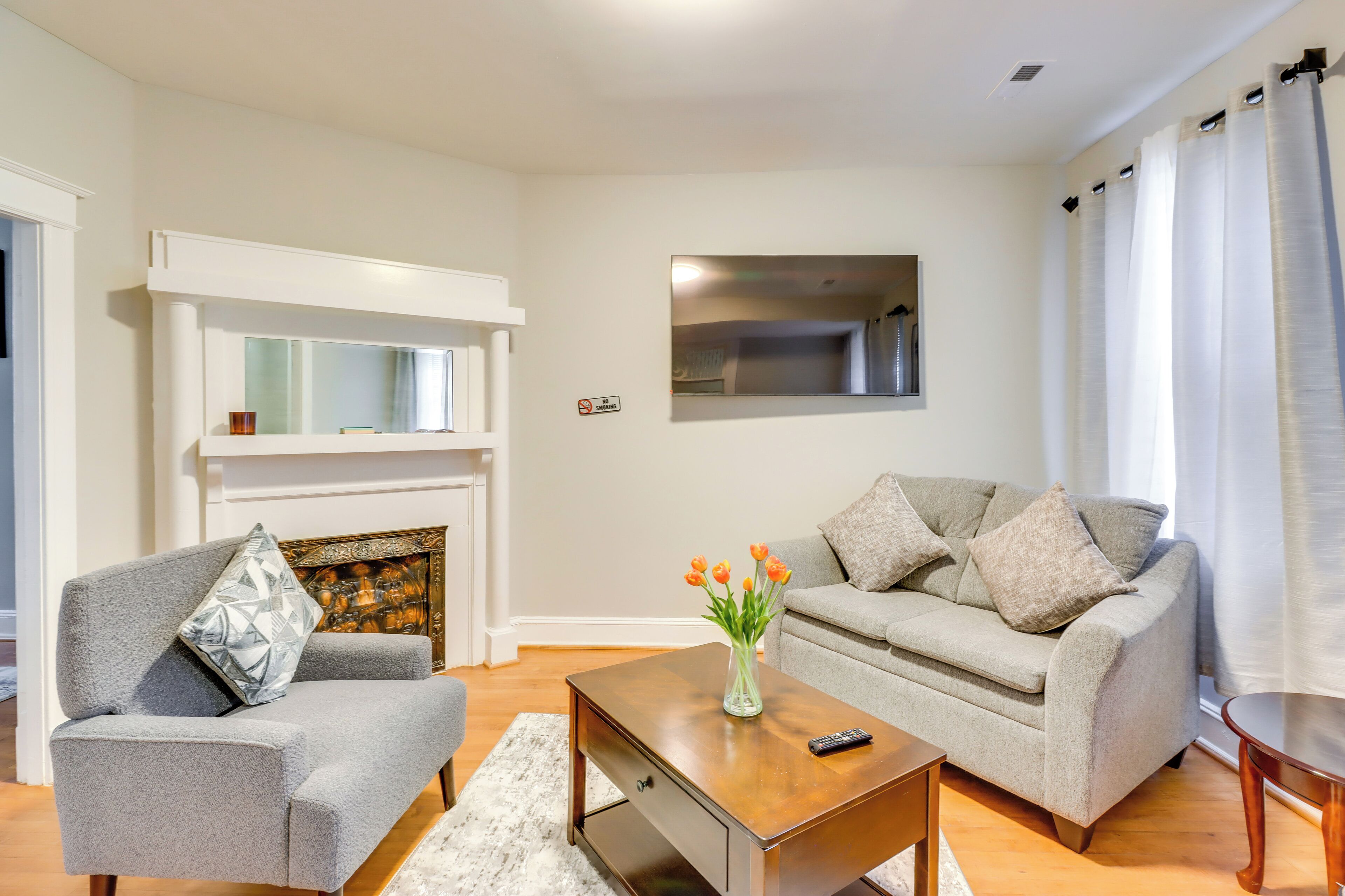 Apartment (3 Bedrooms) | Front of property