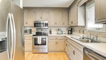 Nhà (2 Bedrooms) | Nội thất