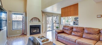 1 Mi to Unm: Convenient Albuquerque Townhome!