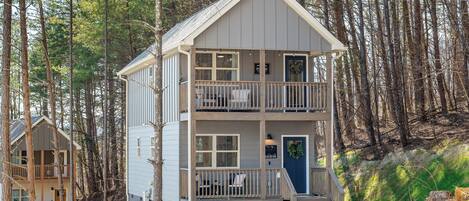 House (3 Bedrooms) | Front of property