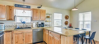 Walk to Beach; Surfside Beach Home w/ Deck