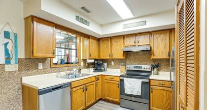 Cozy Home w/ Fenced Backyard in Sunset Beach!