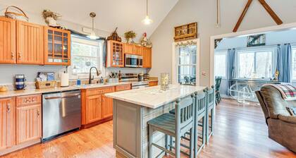 Ski, Hike & More: White Mountains Family Home