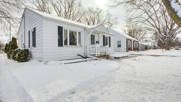 Rumah (2 Bedrooms) | Interior