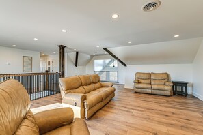 House (Multiple Bedrooms) | Interior