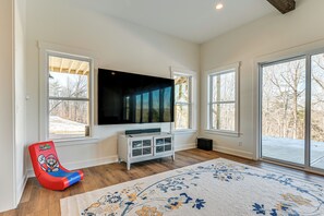 House (Multiple Bedrooms) | Interior