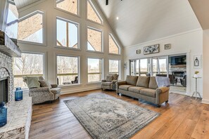 House (Multiple Bedrooms) | Front of property