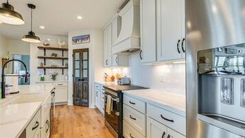 Rumah (Multiple Bedrooms) | Interior