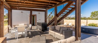 Casa Faro del Plemmiro con Jacuzzi by Wonderful Italy