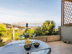 Apartment, 3 Bedrooms, Patio, Ocean View | Outdoor dining - Holiday Home in a Secluded Location (Stintino)