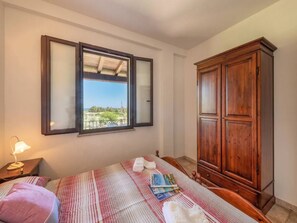 Apartemen, 2 kamar tidur, teras, pemandangan kebun | 3 kamar tidur