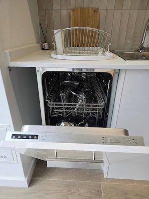 Private kitchen - Cozy Retreat in Heart of Valencia Perfect for Couples n Families (Valencia)