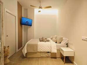 1 bedroom - Cozy Retreat in Heart of Valencia Perfect for Couples n Families (Valencia)