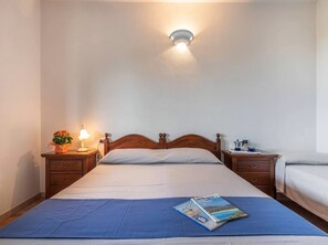 Apartment, 3 Bedrooms, Terrace, Garden View | 3 bedrooms
