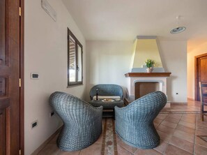Apartment, 3 Bedrooms, Terrace, Garden View | Living room