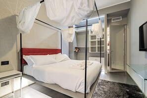 Apartment | 3 bedrooms, iron/ironing board, free WiFi, bed sheets - Luxury Apartment With Indoor Pool (Milan)