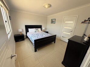 3 soverom og strykejern/-brett