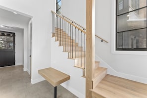 Interior - Luxury Townhome Near Lifts - A/C & Private Saltwater Hot Tub (Keystone)