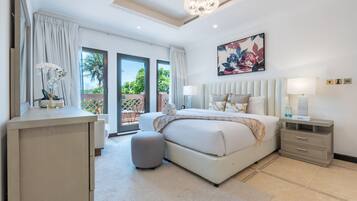 4 soveværelser, pengeskab på værelset, strygejern/strygebræt