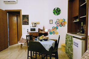 Comfort Double Room | Down comforters, desk, iron/ironing board, travel crib - Sunrise Naples (Naples)
