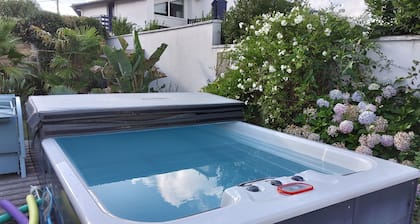 1 or 2 bedrooms, private bathroom & WC for 2 to 4 people, double beds 160