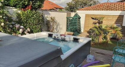 1 or 2 bedrooms, private bathroom & WC for 2 to 4 people, double beds 160