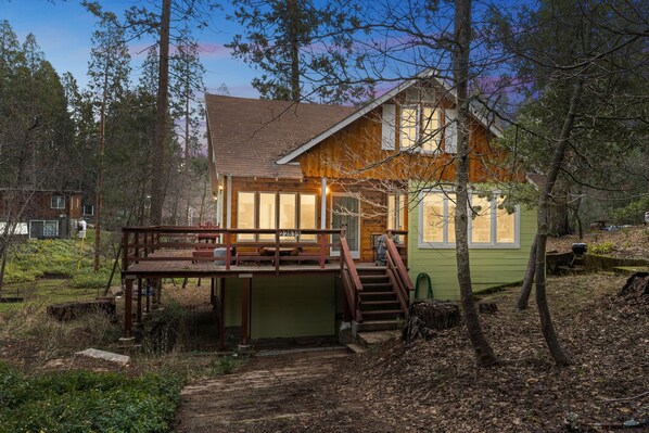 House, 4 Bedrooms | Exterior