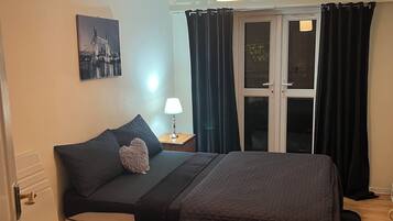 1 bedroom, iron/ironing board, free WiFi, bed sheets