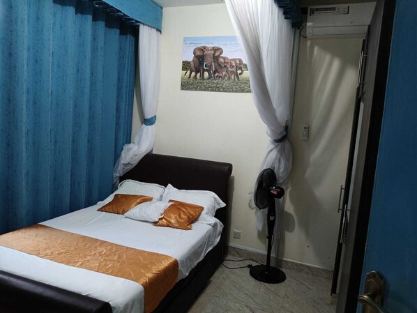 2 bedrooms, iron/ironing board, WiFi, bed sheets - Apartment 1 - 2BR in delightful Mombasa City (Mombasa)