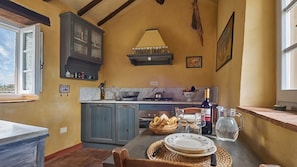 Fridge, oven, stovetop, dishwasher - La Vista, Brandeglio, Bagni di Lucca, Lucca and Viareggio (Bagni di Lucca)