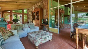 TV - Giunchette Meri, Cavriglia, Arezzo and Cortona (Cavriglia)