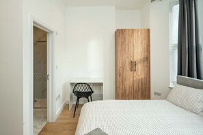 1 chambre, bureau, Wi-Fi, draps fournis
