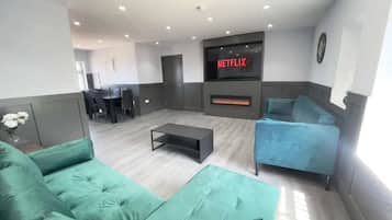 Tv och eldstad