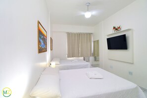 Economy Studio, Partial Ocean View | Blackout drapes, iron/ironing board, free WiFi - PRADO VI (Rio de Janeiro)