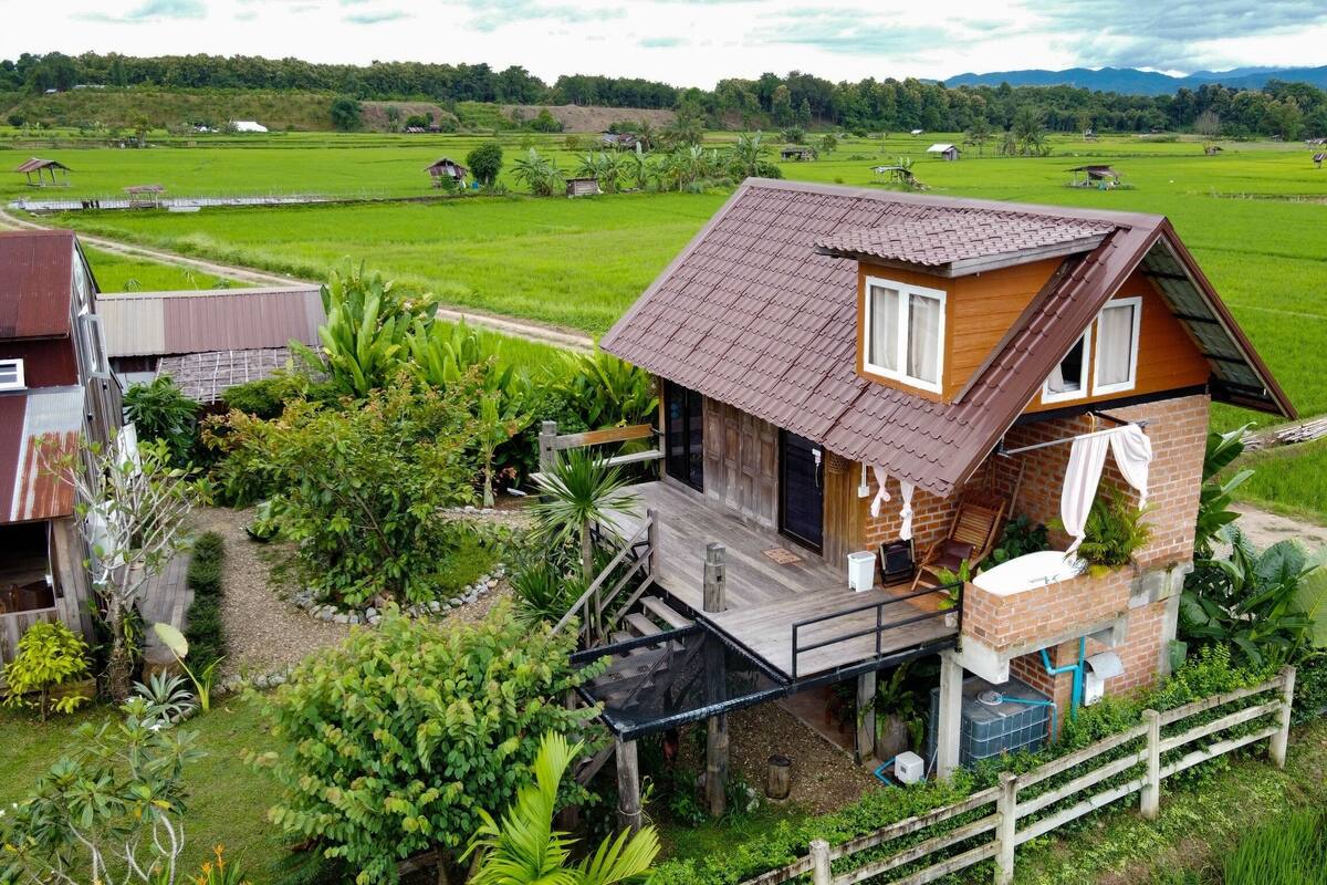 Familienzimmer, Mehrere Betten, Hügelblick