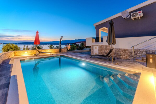 A heated pool - Villa Novigrad Zadar Villas (Novigrad)