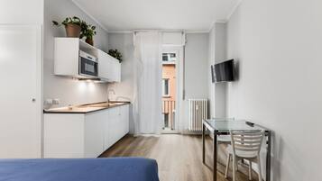 1 camera, ferro/asse da stiro, Wi-Fi, lenzuola