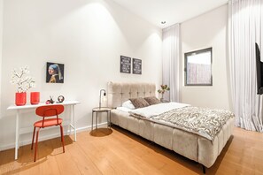 3 bedrooms, iron/ironing board, WiFi, bed sheets - Nechemia's Garden 3BR (Tel Aviv-Yafo)