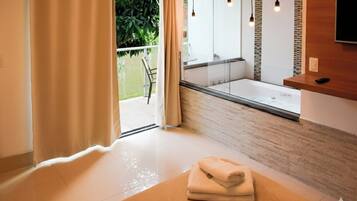 Suíte romântica | 1 quarto, escrivaninha, espaço de trabalho para notebook