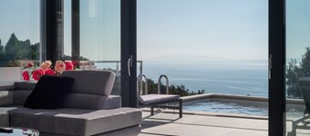 Luxury Villa Ivana Brela heated pool 28 m2, gym, bbq, family