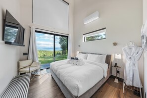 5 Schlafzimmer, Schreibtisch, WLAN, Bettwäsche