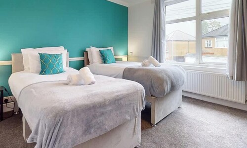 Contractors 3 Bed |WiFi | Sleeps 5 Long Term Stays
