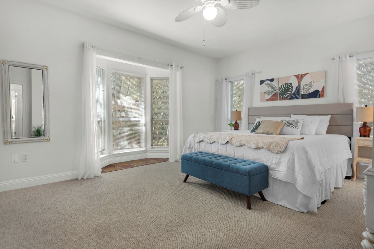 Photo 21 of 🏖️Crystal Beach Cottage-Private Beach Access-Dog Friendly🐾Beachwood Bliss