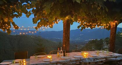 Beautiful family villa with private pool and wonderful mountain views near Barga