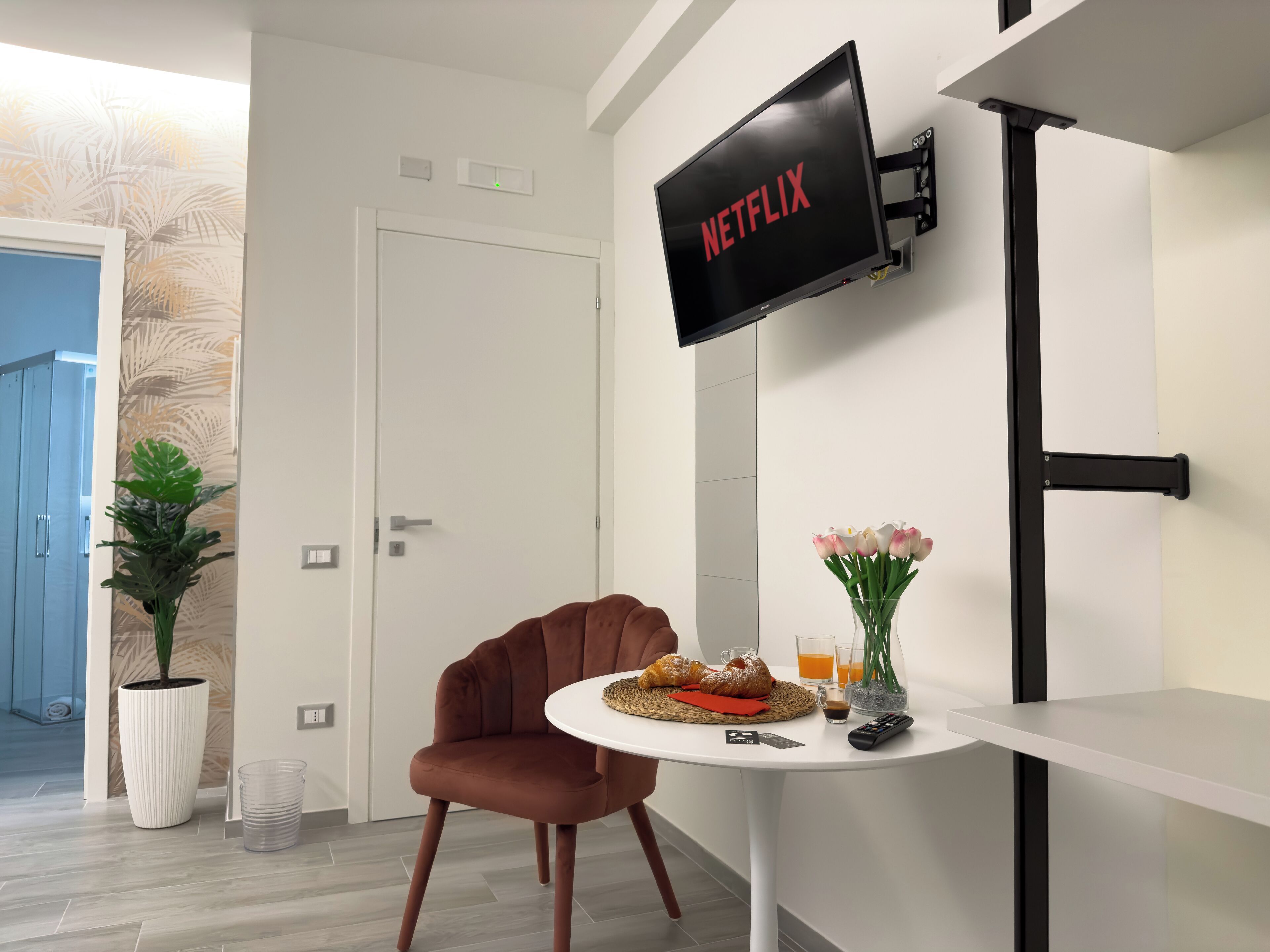 Royal Suite | 1 bedroom, soundproofing, free WiFi