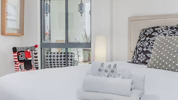 3 bedrooms, free WiFi, bed sheets