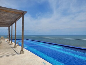 Apartment, Beachside | Terrace/patio - Apto 414 Ocean Drive Crespo Cerca al Mar (Cartagena)