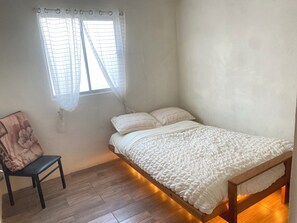 2 bedrooms, WiFi, bed sheets