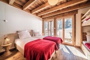 4 chambres, fer et planche à repasser, accès Internet, draps fournis